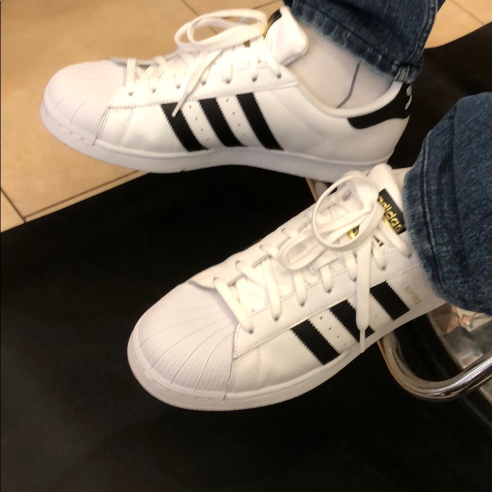Men Adidas shoe